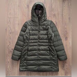 THE NORTH FACE Women’s Long Puffer Jacket
